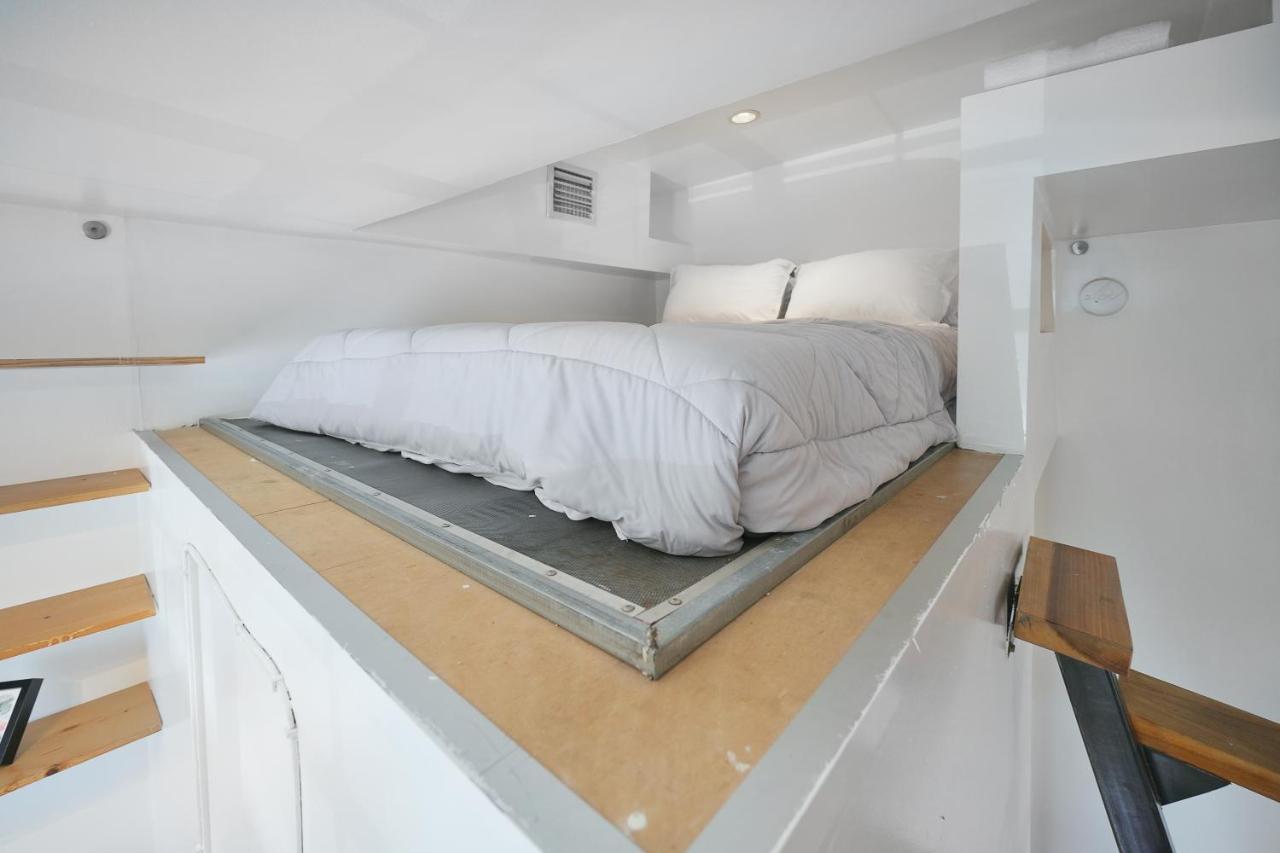 Large & Bright Sleep Up To 8 Only 2Min From Ocean! Leilighet Miami Beach Eksteriør bilde