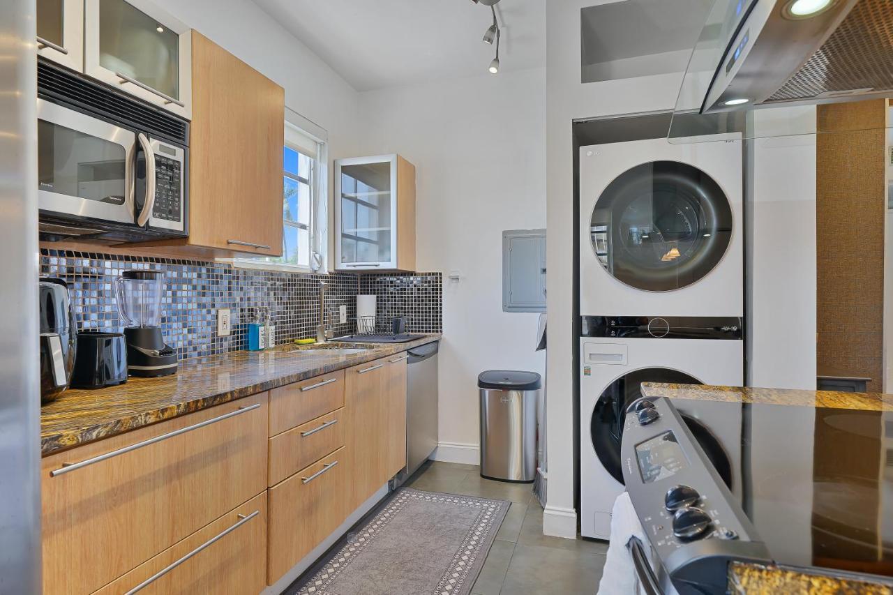 Large & Bright Sleep Up To 8 Only 2Min From Ocean! Leilighet Miami Beach Eksteriør bilde