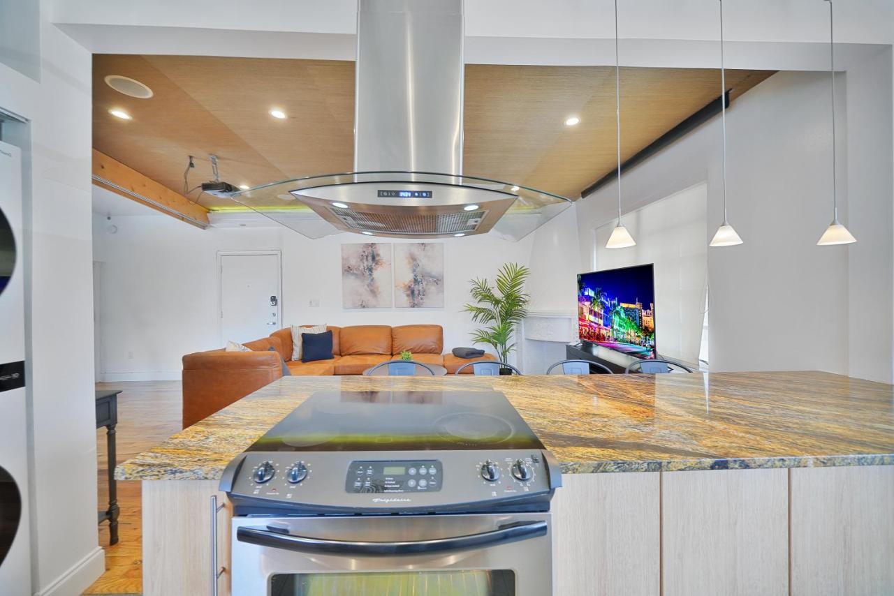 Large & Bright Sleep Up To 8 Only 2Min From Ocean! Leilighet Miami Beach Eksteriør bilde